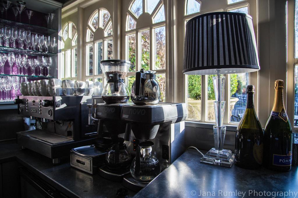 Lord Bute Hotel Christchurch  Eksteriør billede